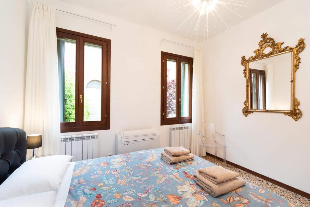 Just Urban Stays - Castello 5067 Boutique Apartment Veneza Exterior foto
