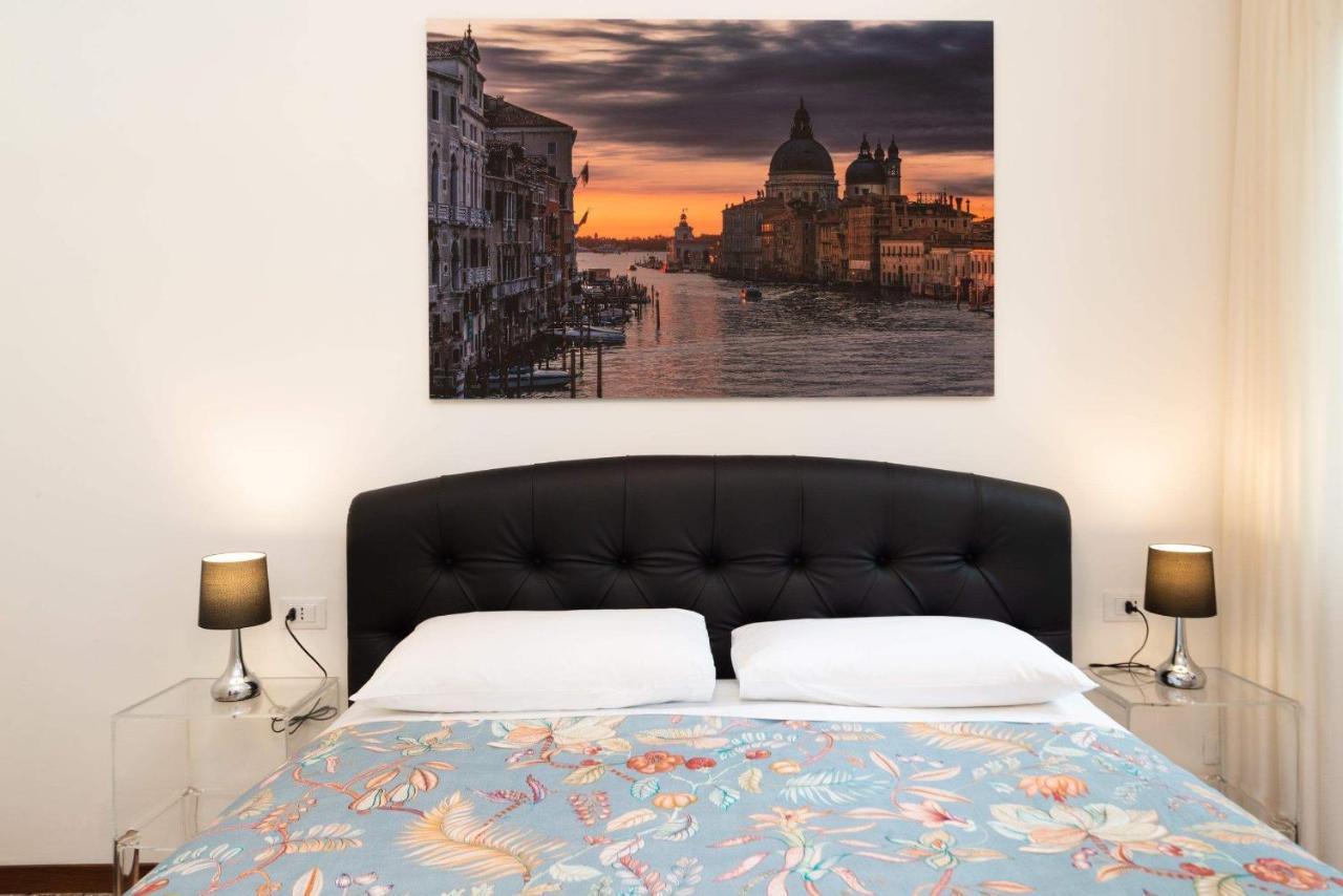 Just Urban Stays - Castello 5067 Boutique Apartment Veneza Exterior foto